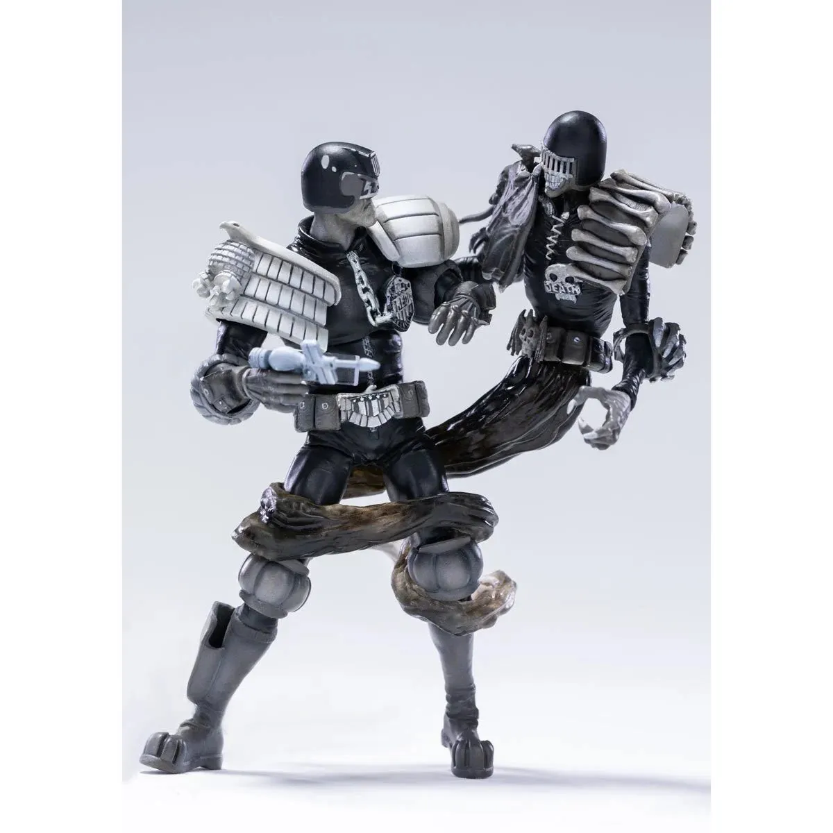 Judge Dredd vs. Death Black and White 1:18 Action Figure 2-Pack - San Diego Comic-Con 2022 Previews Exclusive (Limited to 3,000pcs) *IMPORT STOCK*