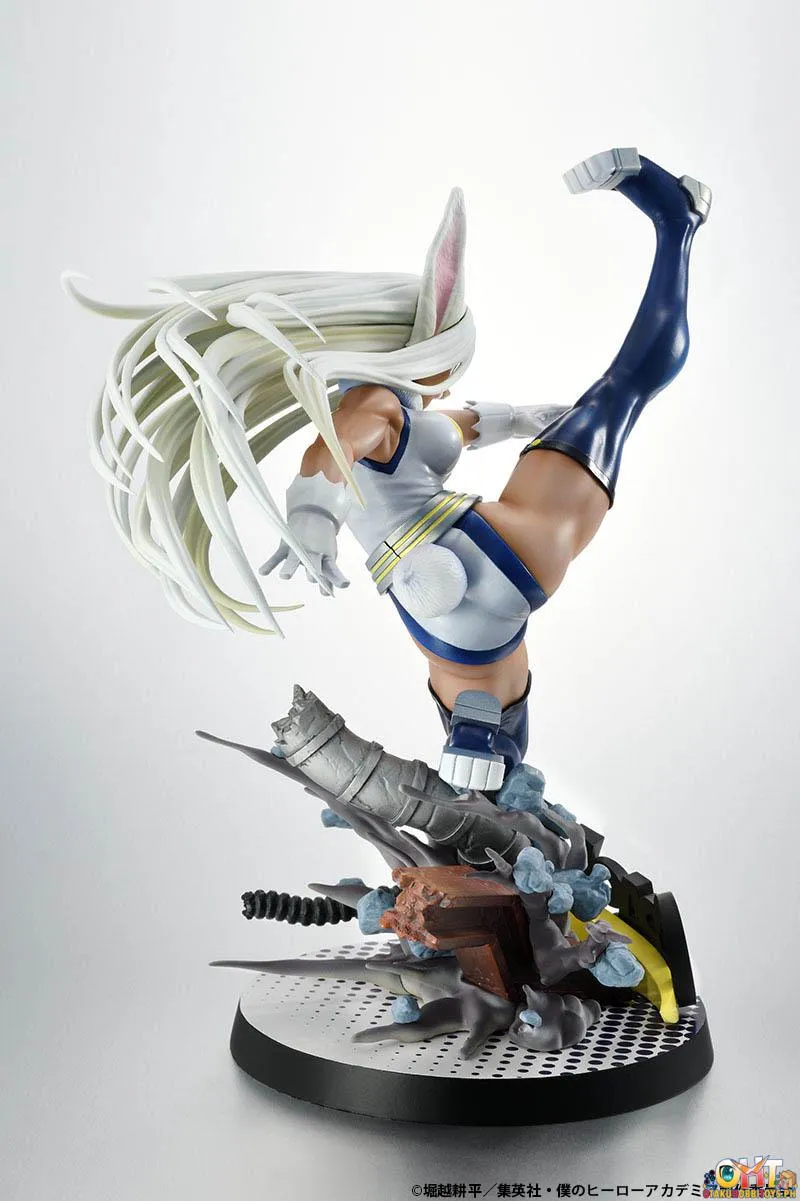 Takara Tomy My Hero Academia 1/8 Mirko Hero Suit Ver.